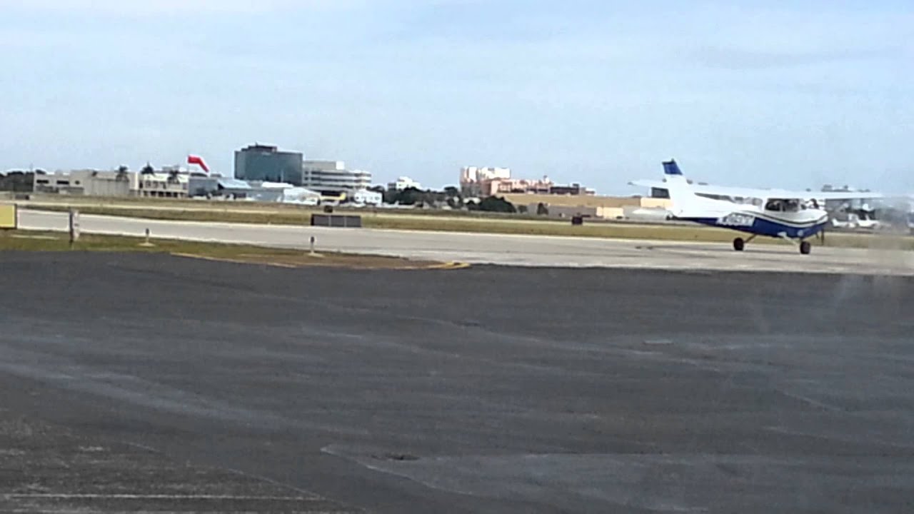 Jet Runway Cafe - YouTube