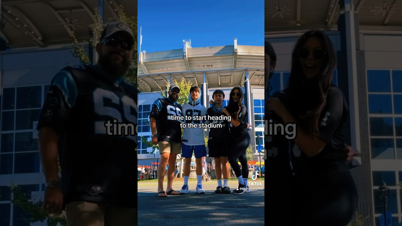 Carolina Panthers fans 💙🖤🏈 