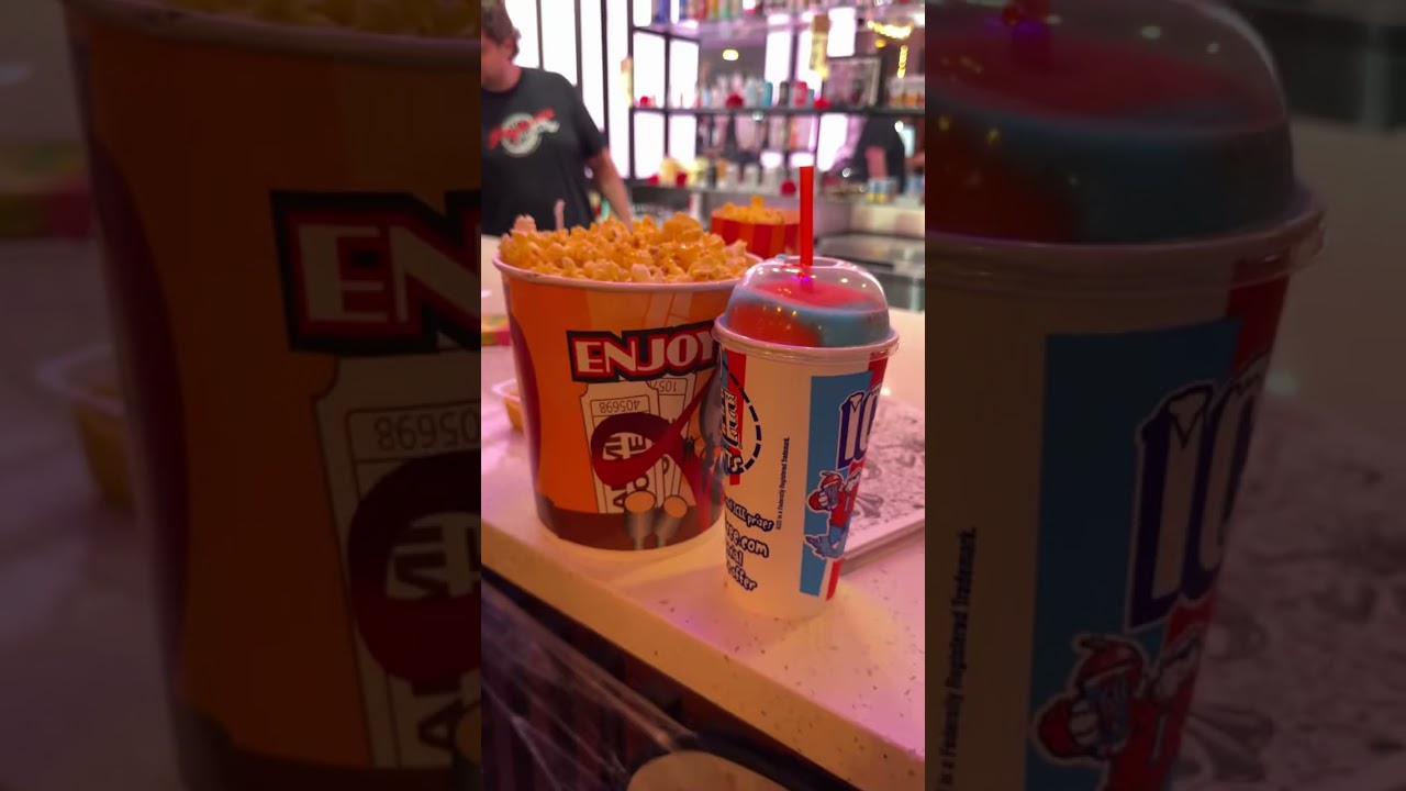 Movie premiere night! Thanks @Paramount Pictures! See 'Regretting You' Oct 24