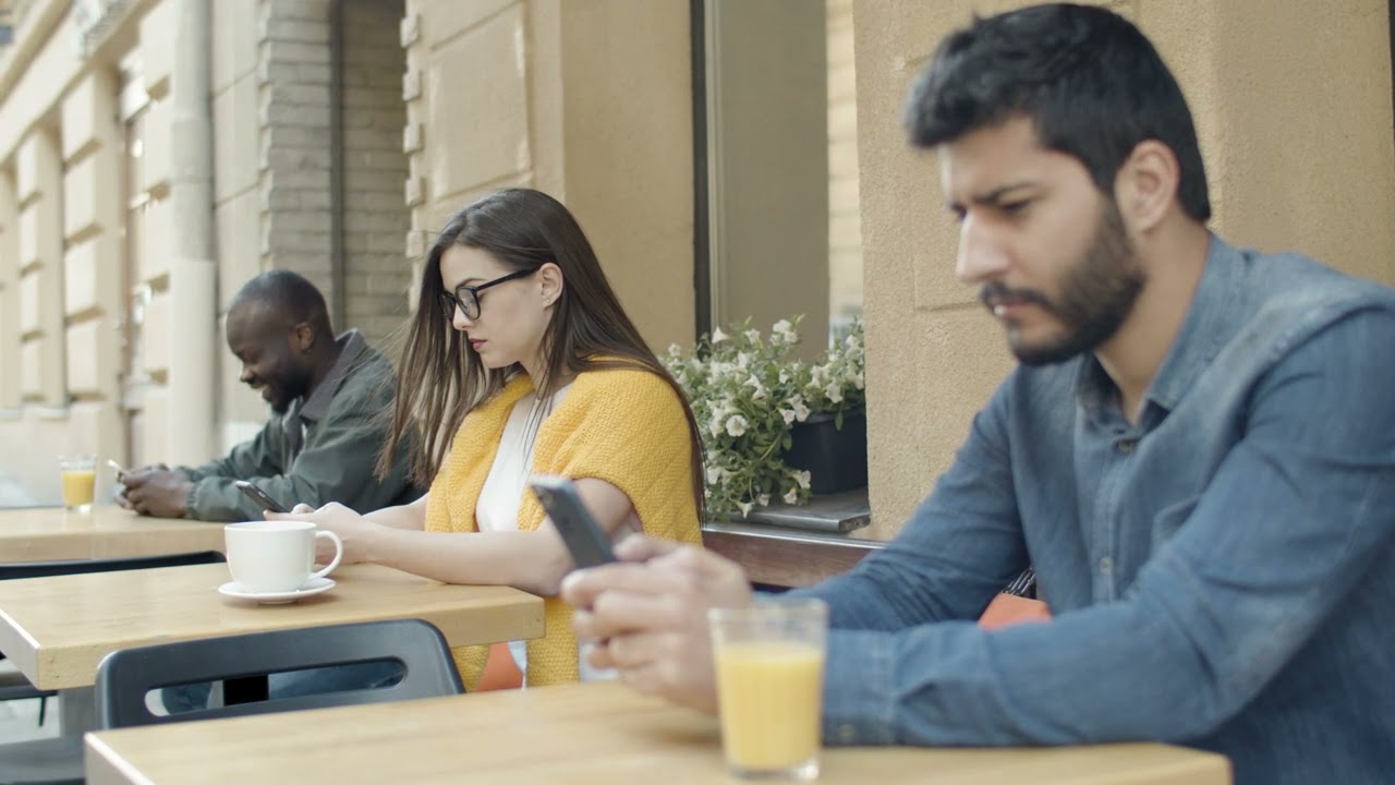restaurant with social distance between its tables