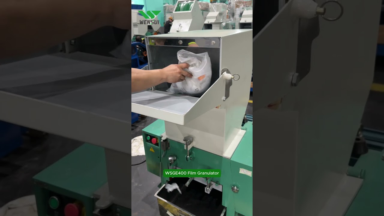 Polypropylene film waste crushing