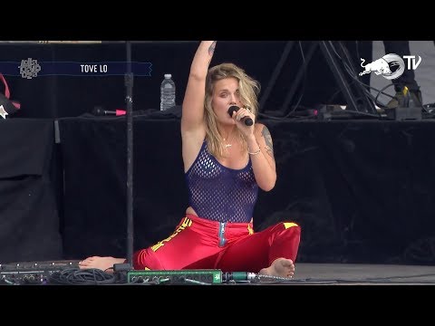 Tove Lo Live in Lollapalooza Chicago 2017 [FULL SHOW, 1080P]