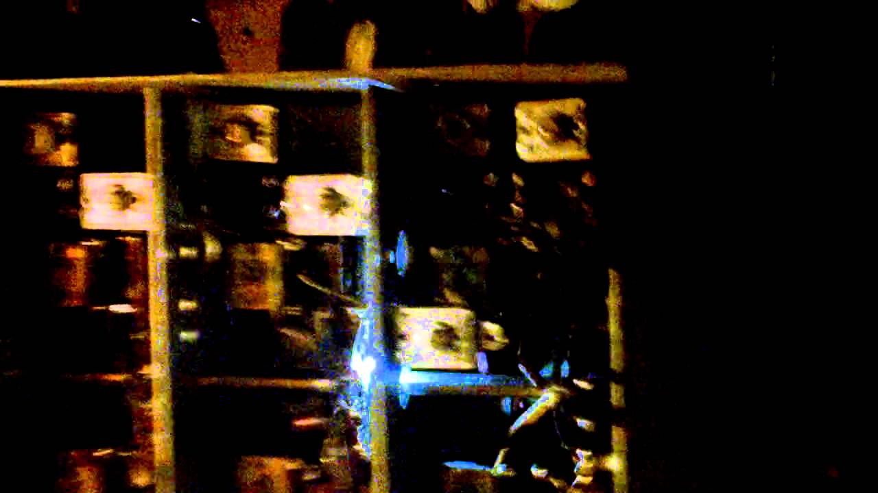 Electric Arcing from Short Circuit in Vacuum Tube Radio Video 1 YouTube