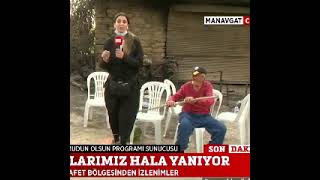 Canlı Yayında Kadın Muhabiri Değneği Ile Dürten Dayı