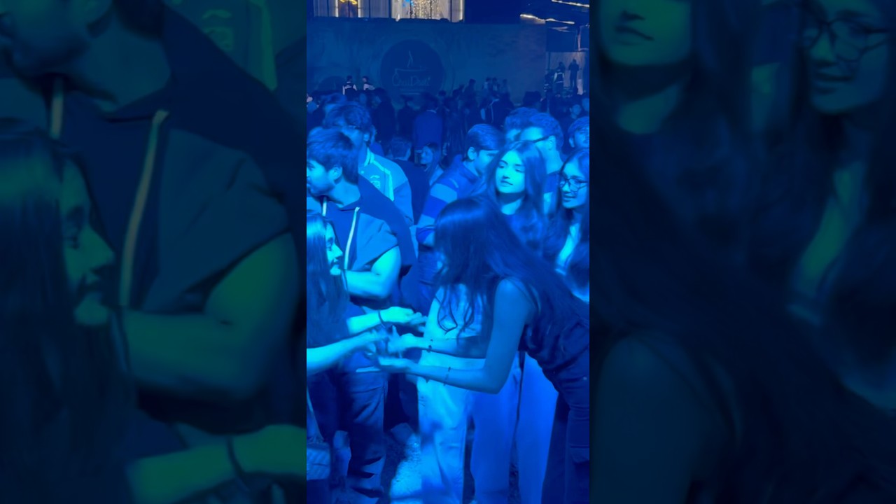 Lums Uni GiG Night at Main Branch Chai Dosti Lahore 