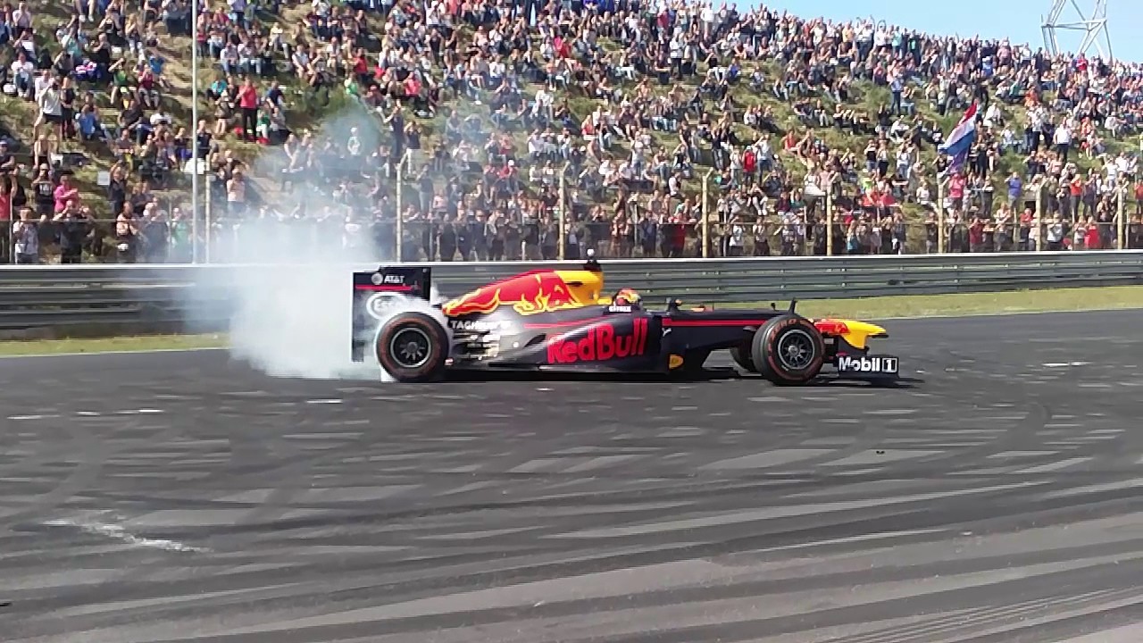 Max Verstappen donut Racedagen 2017 slow-motion