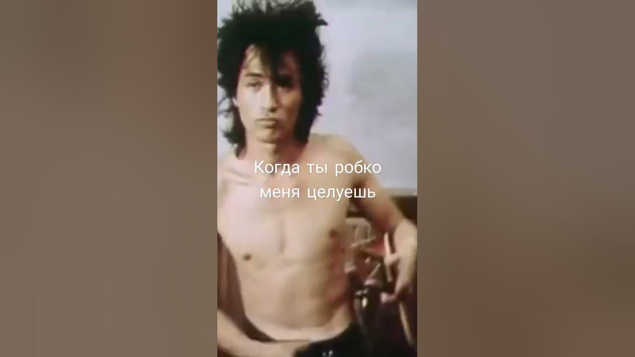 Виктор Цой на мотоцикле