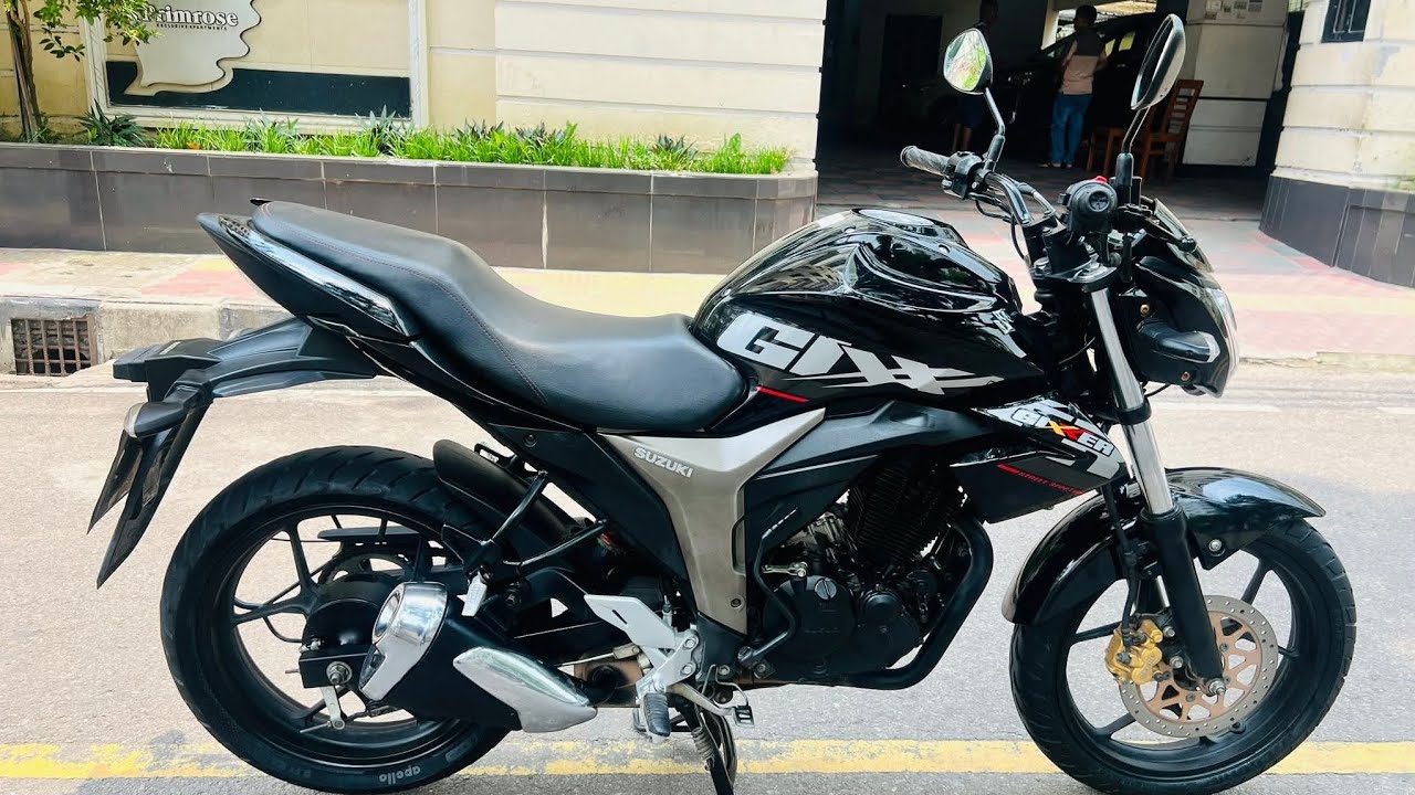 সুজুকি জিক্সার মনোটোন ২০২১ কালো