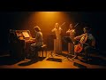 Susurros De Piano Y Cuerdas En La Penumbra Para Una Noche De Calma, Café Y Lectura Profunda