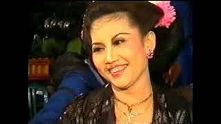 WANTIKA, MIRAWATI, YUNITA: SONGO KIDUL ~ WOLU-WOLU