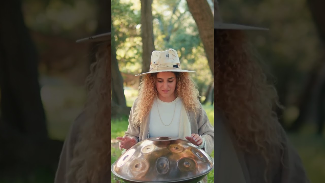 Grounding in nature with this magical sound ✨ #handpan #shortsvideo #meditationmusic