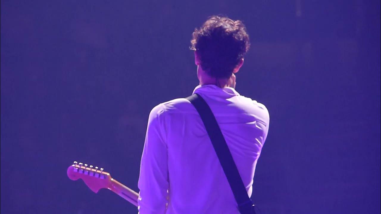 Shawn mendes hold. Шон мендес wonder. шон мендес фото с концерта. cd mendes, shawn: wonder. shawn mendes pride flag.