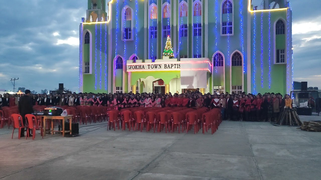 wokha town Baptist Church hymmal competition all the participants are singing together😊