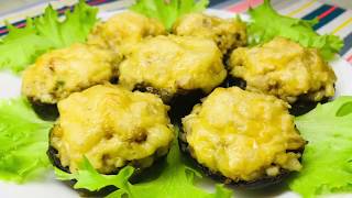 ШАМПИНЬОНЫ ФАРШИРОВАННЫЕ копченой курицей и сыром. Превосходная закуска на Новый год 2020! ШАМПИНЬОНЫ ФАРШИРОВАННЫЕ копченой курицей и сыром. Превосходная закуска на Новый год 2020!