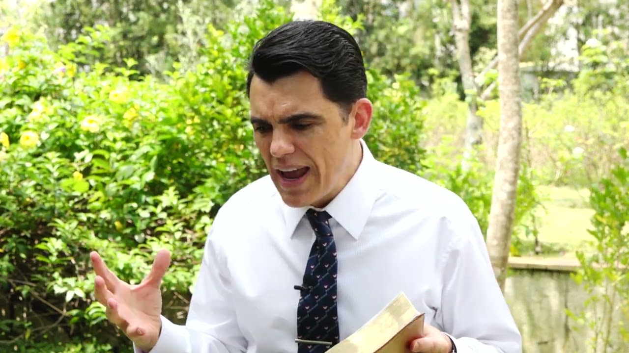 ⛑Estes são fontes sem água, nuvens levadas pelo vento...