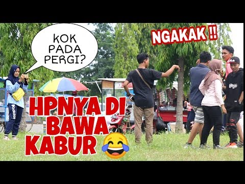 ngakak-!!-minta-tolong-di-fotoin-malah-di-tinggal-kabur-wkwk-|-prank-indonesia-terlucu