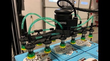 UR Collaborative Robot with Robotiq Palletizer