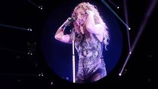 Shakira - Me Enamoré (Live at São Paulo)