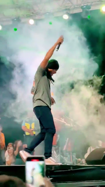 ELIAS Dance move