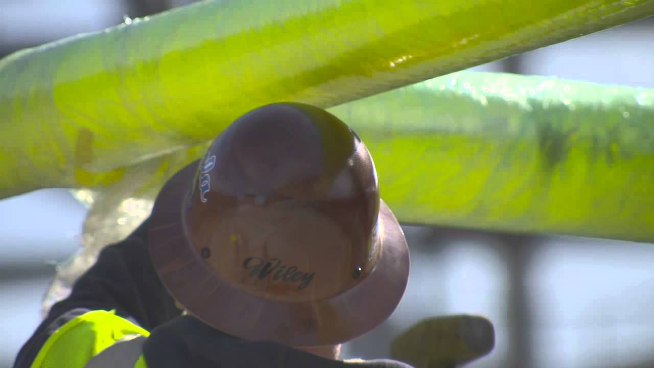 San Francisco 49ers' Levi's Stadium Collapsible Goal Post Installation