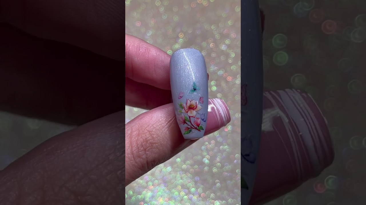 Spring / Easter nail design idea 