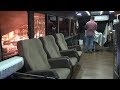 Barbearia dentro de ônibus faz sucesso em Divinópolis