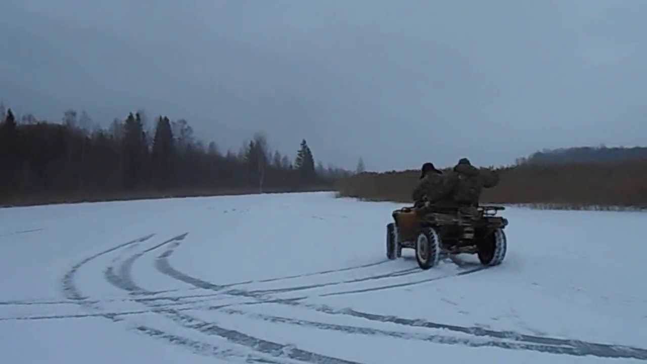 Дрифт на квадрике по льду