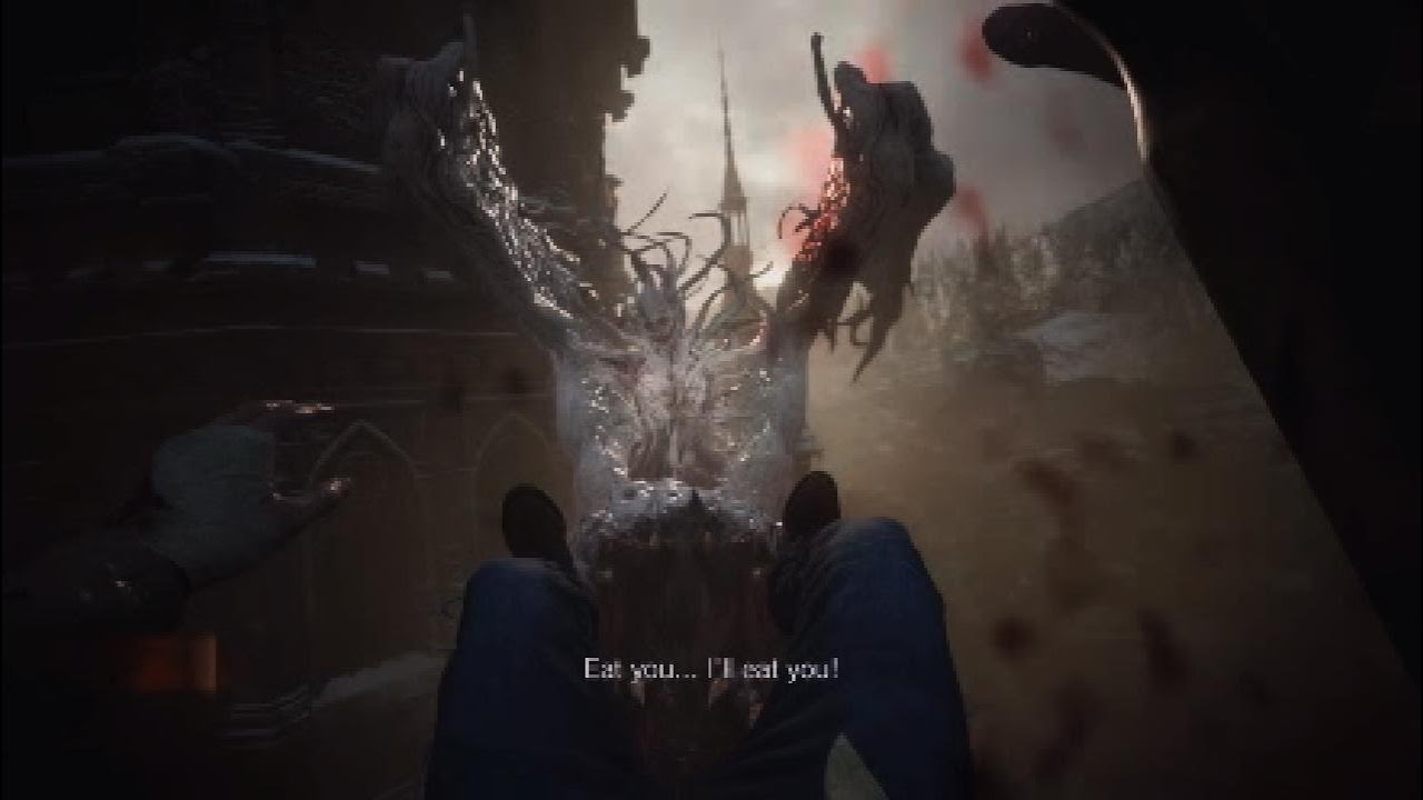 Rare Lady Dimitrescu attack?? (don't know how you'd survive) - YouTube