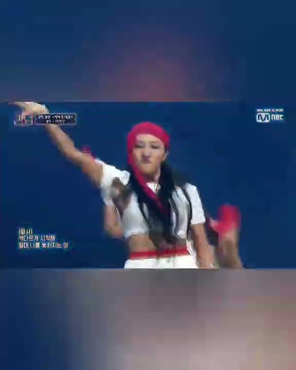Idols Reaction When Hwasa did this in live|Mamamoo#Hwasa