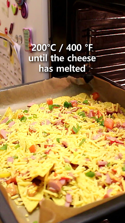 Super fast and easy nachos  #ovenrecipe #cooking #food #nachos