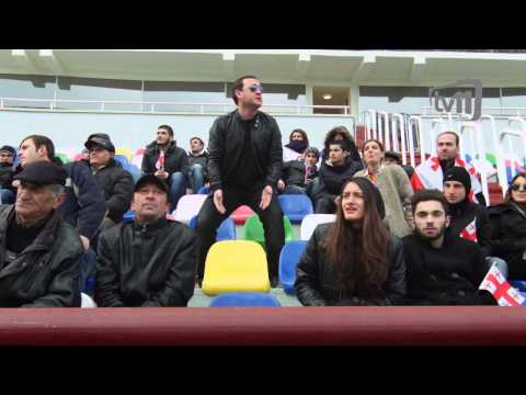 ქართველი ვაჟკაცი ფეხბურთელებს აგინებს