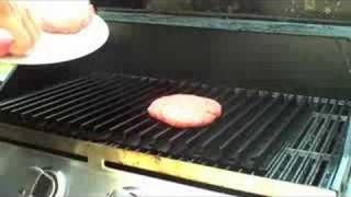 Grilling the Perfect Burger