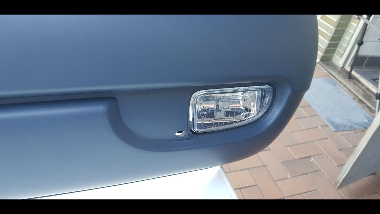 Nebelscheinwerfer in eine VW T4 einbauen. How to install fog lights in a VW  Eurovan. 