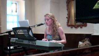 Lizzi Hogan performs 'Different Types Of Love' at Toast - 25th July 2012