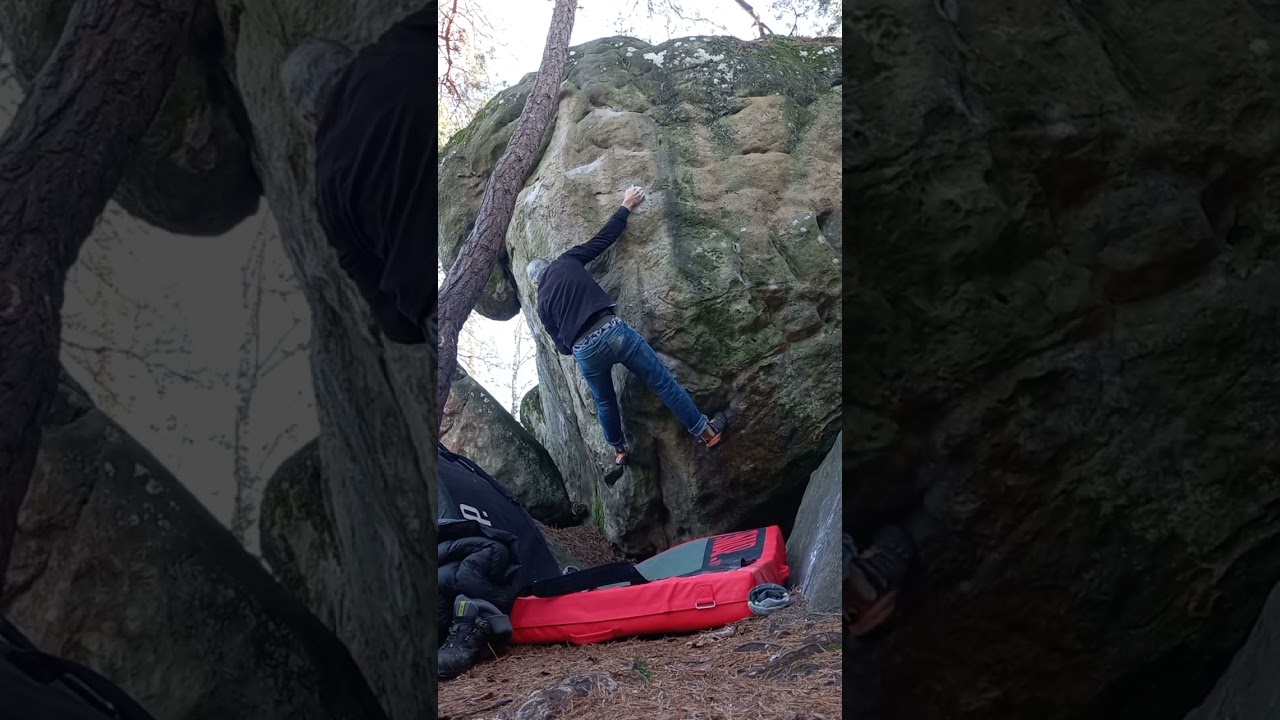 Les grimpeurs se cachent pour medire (assis) 7a+.