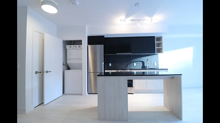 31 Tippett Rd, NORTH YORK - 1 Bedroom + Den (2 Bath) Suite