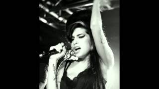 Video thumbnail of "amy winehouse - back to black acapella"