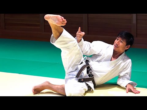 видео: 【КАРАТЭ】 Как тренировать «Дзёдан-Маваши-гери». Тацуя Нака (JKA)
