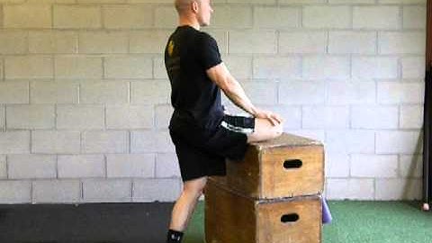 stride with hip external rotation