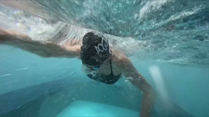 Pro Triathlete Swim Stroke Analysis - Danielle Lew...