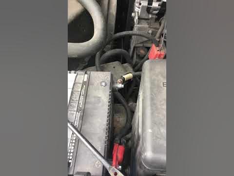 2001 GMC Yukon Alternator/Battery issues - YouTube