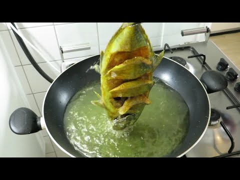 Trik menggoreng ikan yang unik, cara menggoreng ikan krispy. 