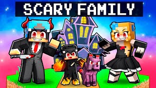 Having a SCARY FAMILY in Minecraft!