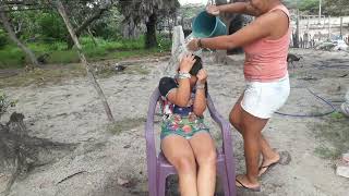 10 Perguntar Pra Quem Errar Leva Banho