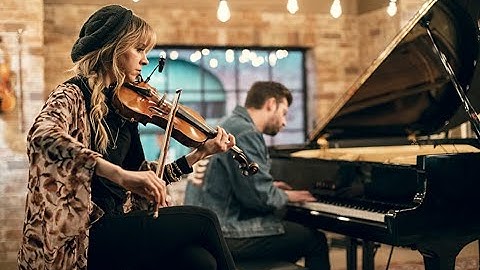 Lindsey Stirling - Grace Notes (performance and interview)