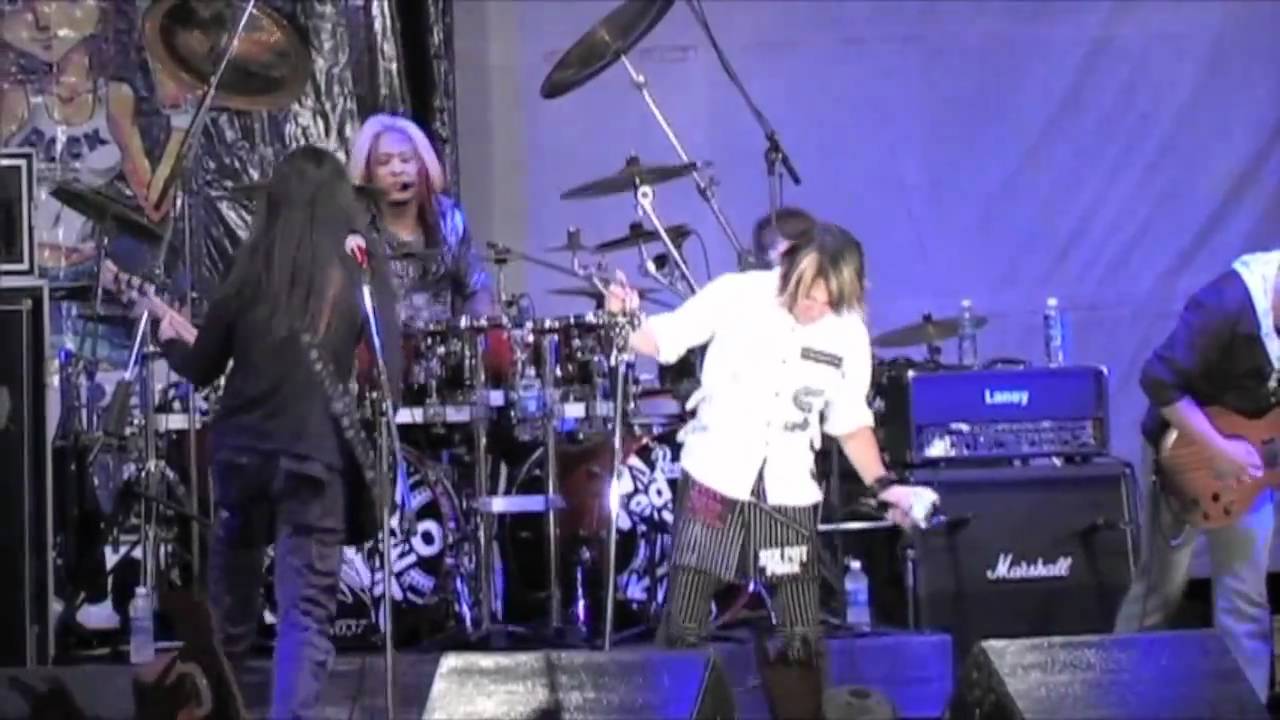 D1 Gran Prix Auto - Need for Speed by 8-Ball HD Torii Rocktoberfest.mov