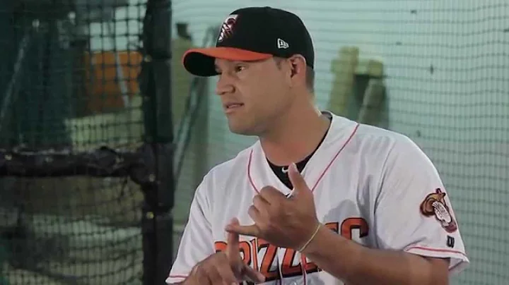 Between Two Bats with Nick Haas - Guillermo Quiroz