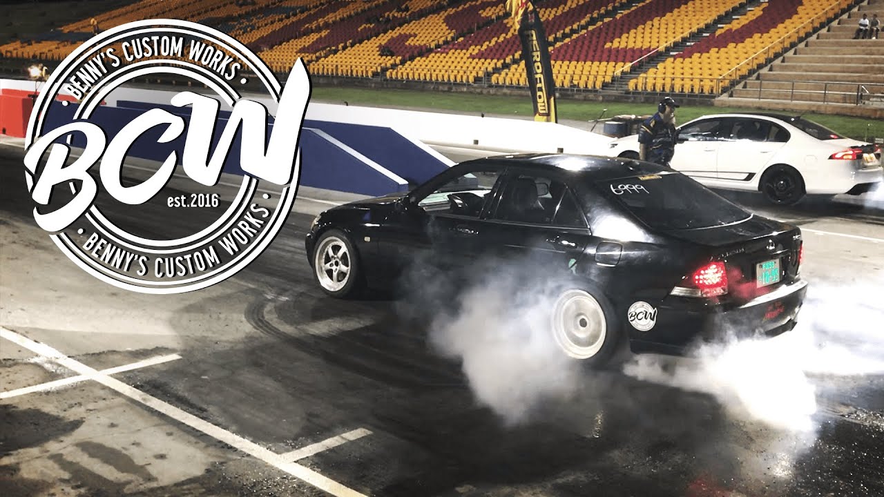 IS200 | TRACK TEST - Supercharged vs NA - YouTube