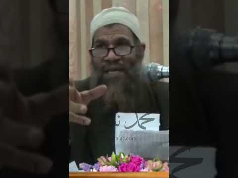 هل الاستماع للخطبة واجب