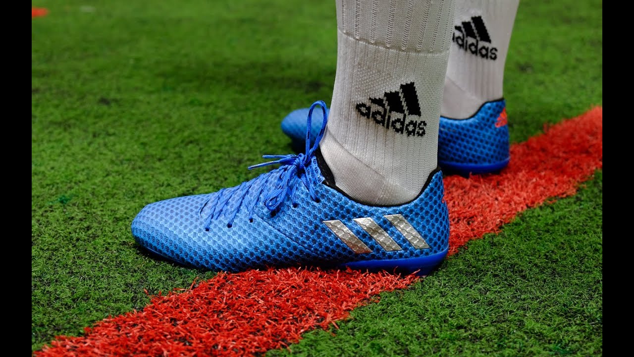 Monetario proporcionar novato Review & On-Feet: Adidas Messi 16.1 - Shock Blue/ Silver - YouTube